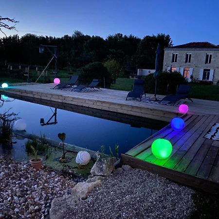 Suite Campagnarde Pres Bordeaux, Vue Sur Les Vignes Au Chateau Camponac Bourg-sur-Gironde Luaran gambar