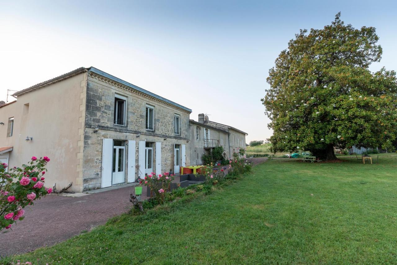 Suite Campagnarde Pres Bordeaux, Vue Sur Les Vignes Au Chateau Camponac Bourg-sur-Gironde Luaran gambar